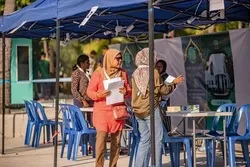 Nag-abuloy ng Pera ang mga Tao para sa Pag-aayos ng Moske sa Maldives