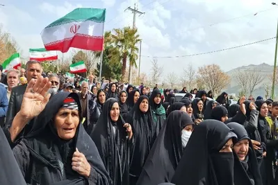 تشییع پیکر پاک شهدای ناوشکن دنا در خرم‌‌آباد