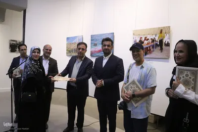 نمایشگاه گروهی عکس عکاسان خبری در شیراز
