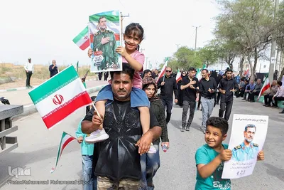 تشییع دریابان پاسدار شهید علیرضا تنگسیری در آبادان