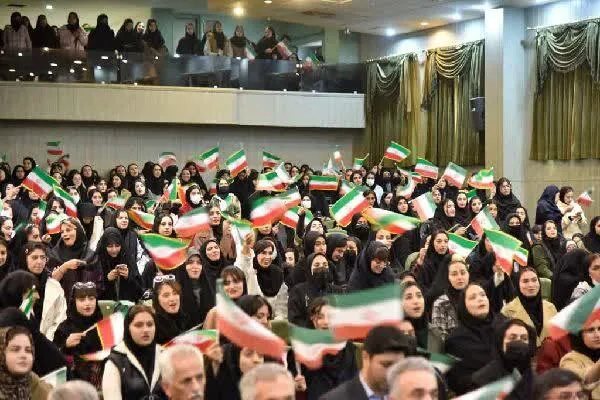 مهم‌ترین مطالبات دانشجویان دانشگاه شهرکرد در روز دانشجو چه بود