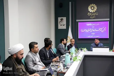 نشست انجمن کتابخانه های عمومی استان با ریاست فاطمی استاندار یزد‎‎