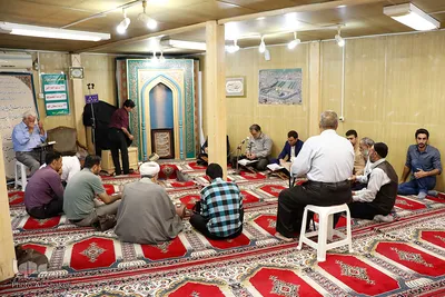 جلسه آموزش قرآن مسجد ولیعصر (عج)