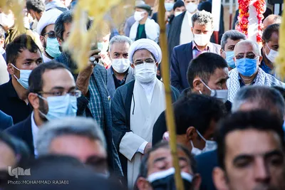 مراسم تشییع پیکر پاک شهید ۱۷ساله مدافع حرم «نجیب حسینی» از رزمندگان تیپ فاطمیون در محلات