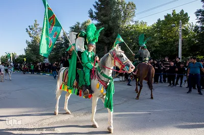 حرکت نمادین ورود کاروان امام حسین(ع) به کربلا در همدان