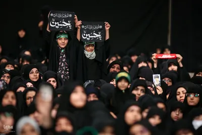 مراسم عزاداری شام غریبان در حسینیه امام خمینی(ره)