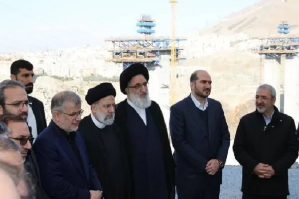 بازدید رئیس‌جمهور از پروژه بزرگراه شمالی کرج