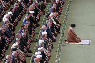 اقامه نماز عید سعید فطر به امامت مقام معظم رهبری