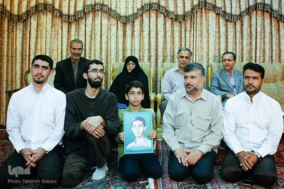 دیدار جامعه قرآنی با خانواده شهید حمید سیاح نظری
