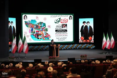 برگزاری همایش ایران قوی با حضور دریادار ایرانی در آذربایجان‌غربی‎
