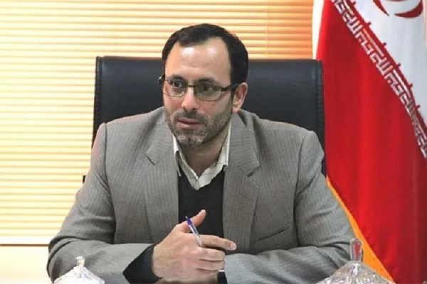 جاذبه‌های گردشگری غرب کشور مورد توجه قرار گیرد