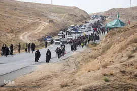 زائران پیاده امام رضا(ع)