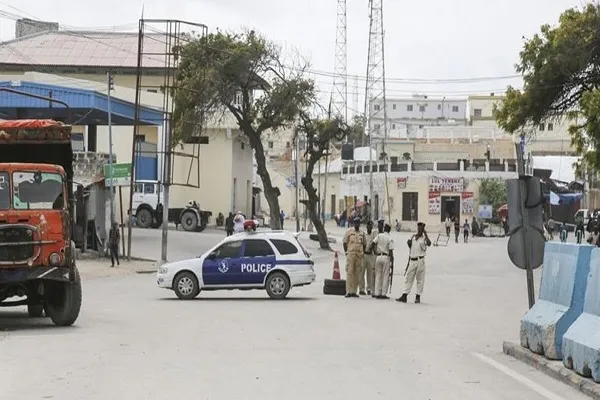 Mogadişu'da intihar saldırısı: 5 ölü