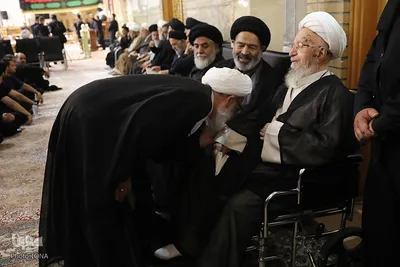 مراسم گرامیداشت رهبر شهید از سوی آیت‌الله مکارم شیرازی
