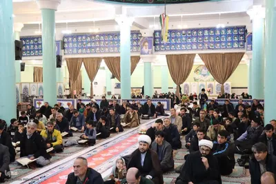 محفل انس با قرآن کریم در تکاب