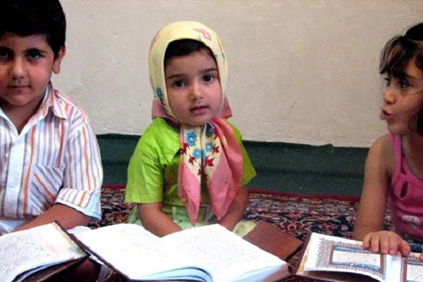 حضور 84 قرآن‌آموز خردسال در مؤسسه سلمان فارسی