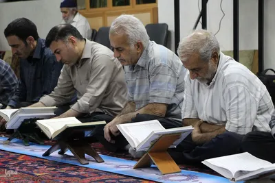 محفل انس با قرآن در ملایر