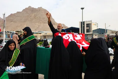 پیاده‌روی دلدادگان اربعین حسینی در خمینی‌شهر