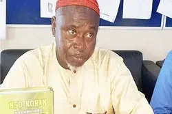 Heiliger Koran auf Igbo (nigerianische Sprache) übersetzt