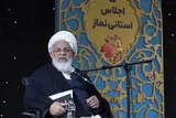 دانش‌آموزان را با حقیقت نماز آشنا کنیم