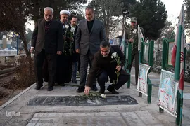 ادای احترام کاروان قرآنی انقلاب به شهدای ۸ سال دفاع مقدس و انقلاب