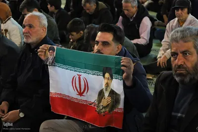 اقامه نماز عید فطر در مصلای اصفهان