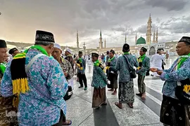 زائران بین‎المللی مدینه پیش از اعزام به مکه