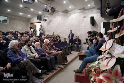 بیست و هشتمین گردهمایی هنرمندان به مناسبت تولد کیومرث پوراحمد (تولد ماه)
