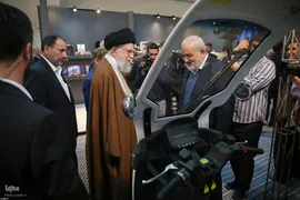 بازدید رهبر انقلاب از نمایشگاه توانمندی‌های تولید داخل
