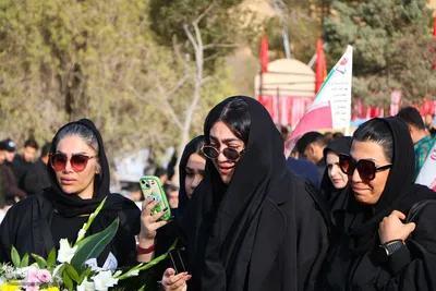 سومین مراسم تشییع پیکر‌های شهدای جنگ رمضان در اصفهان