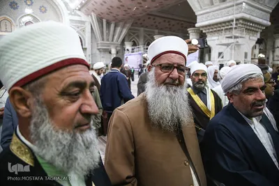 تجدید میثاق مهمانان سی و سومین کنفراس وحدت اسلامی با آرمان های امام