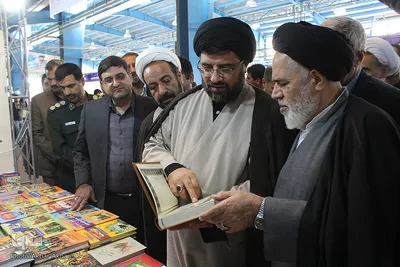 سیزدهمین نمایشگاه کتاب چهارمحال‌و‌بختیاری