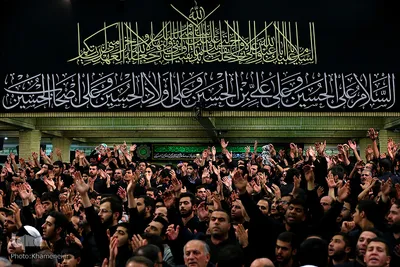 سومین شب عزاداری در حسینیه امام خمینی(ره)