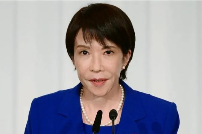 Japonya'nın ilk kadın Başbakanı Takaiçi Sanae, yemin ederek göreve başladı
