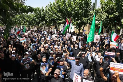 راهپیمایی نمازگزاران اصفهانی برای حمایت از مردم غزه