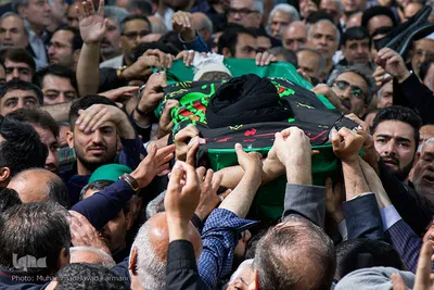 مراسم تشییع پیکر مرحوم حجت‌الاسلام سیدمهدی طباطبایی، استاد برجسته اخلاق
