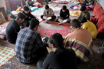 مراسم معنوی اعتکاف رمضانیه در مساجد ملایر‎‎