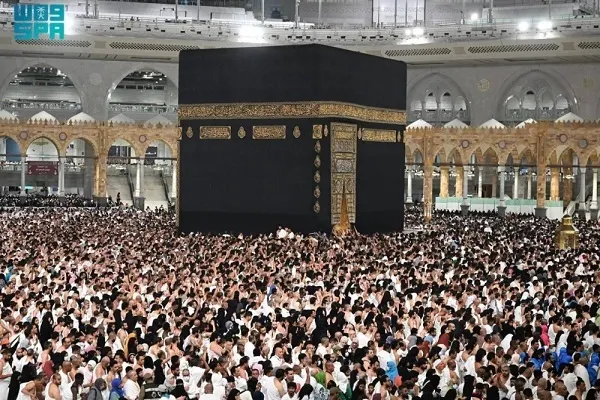 2.5 مليون يشهدون ختم القرآن في المسجد الحرام + صور