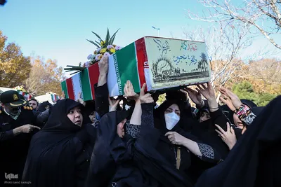تشییع پیکر مطهر پنج شهید گمنام در تبریز‎