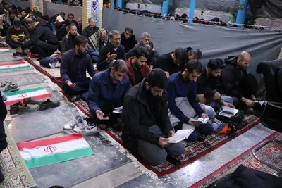 احیای شب نوزدهم ماه مبارک رمضان در گلزار شهدای شیراز