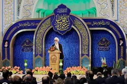 Acting upon Holy Prophet’s Teachings Best Way to Confront Social Maladies: Cleric