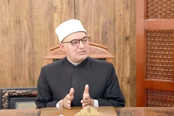 عياد: غاية القرآن هي بناء إنسان صالح في نفسه مُصْلِح لغيرِهِ