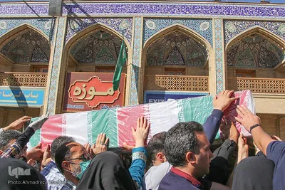 مراسم تشییع و وداع با پیکر شهید تازه تفحص شده شهید علیپور در حرم شاهچراغ (ع)‎‎