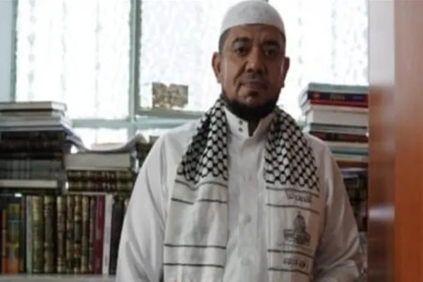 Aktivis Italia Memprotes Keputusan untuk Mengusir Khotib Mesir pro-Palestina