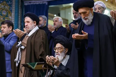 اقامه نماز عید فطر تبریز به امامت تبریز