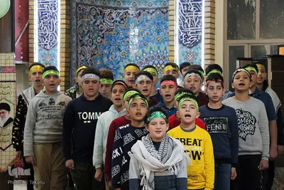 کرسی تلاوت قرآن کریم همزمان با ایام دهه فجر در ملایر‎‎