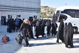 عکس | بدرقه خانواده‌های شهدای جنگ ۱۲ روزه لرستان برای دیدار با رهبر انقلاب