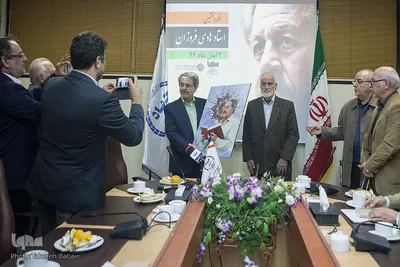 ظهر دلنشین «هادی فروزان»
