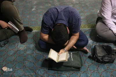 مراسم معنوی دعای عرفه در دانشگاه تهران