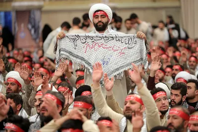 دیدار هزاران نفر از بسیجیان با رهبر انقلاب